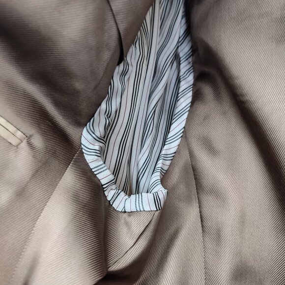 Burberry Men's Suit 40/34, NWT, 100% Wool, Grey Brown subtle stripe - Picture 3 of 7